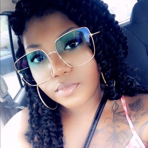 Meet your Posher, Joanna